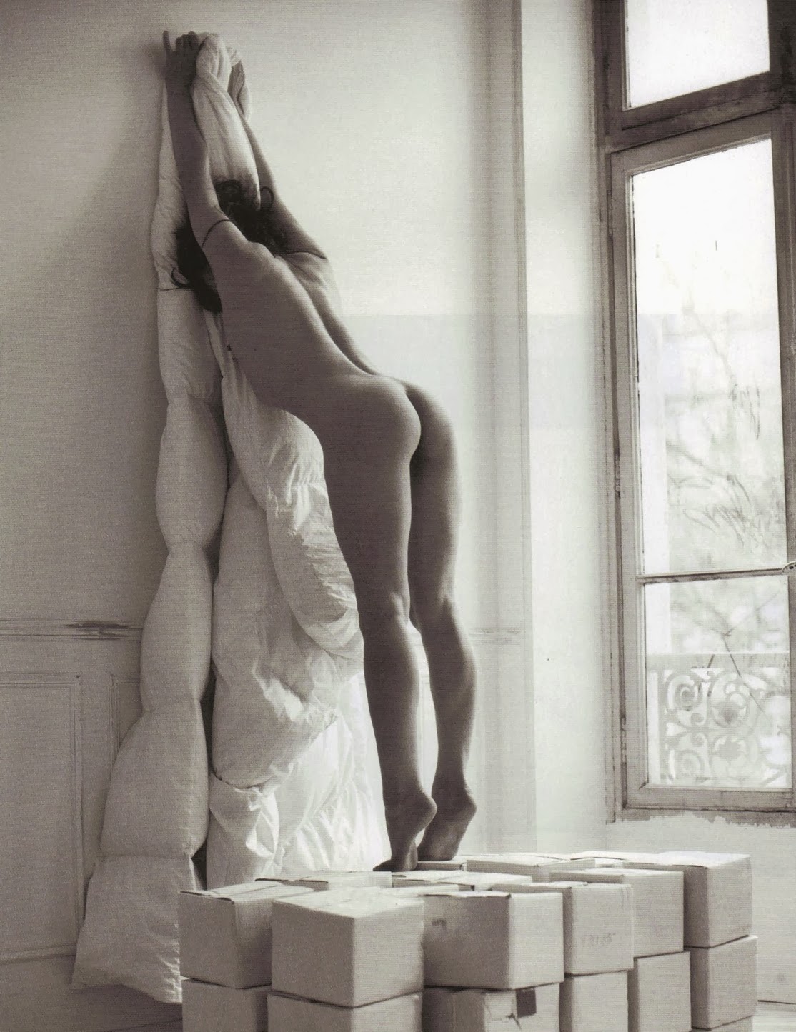 femdom jerkoff instructions milla jovovich shows nude in resident evil